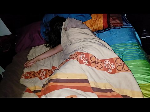❤️ Stepson ap reprimande jenn bèlmè li pandan l ap dòmi. Videyo pònografi nan nou % ht.playcrot69.top% ❌️❤